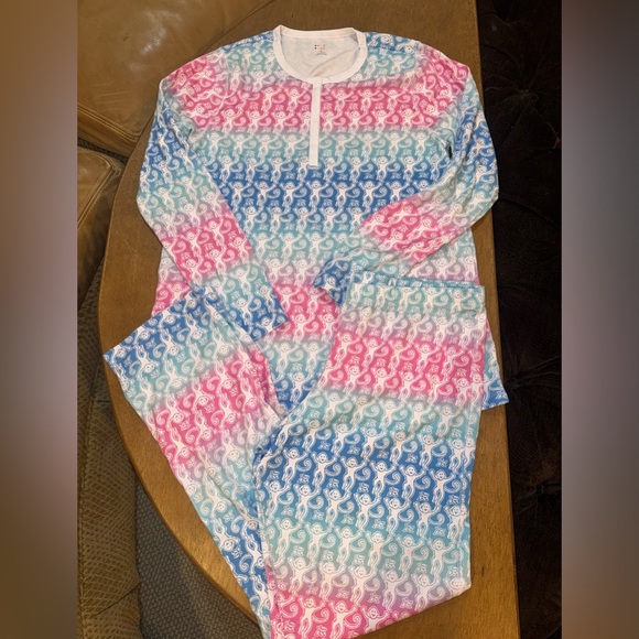 Size Large Roller Rabbit Pajama Set - Picture 4 of 6